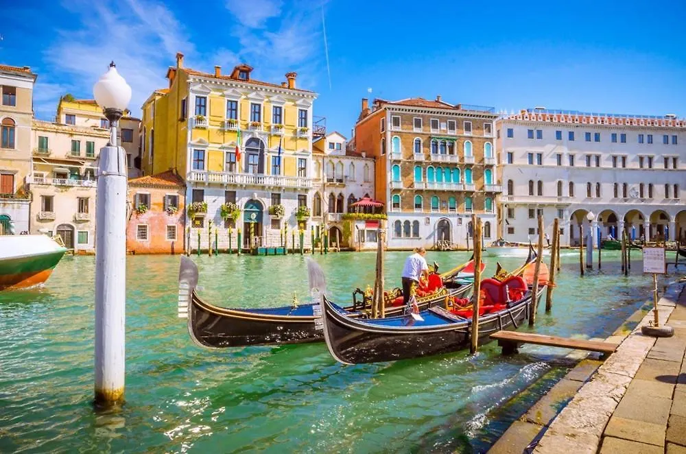Treviso To Venice - By Flora Italien